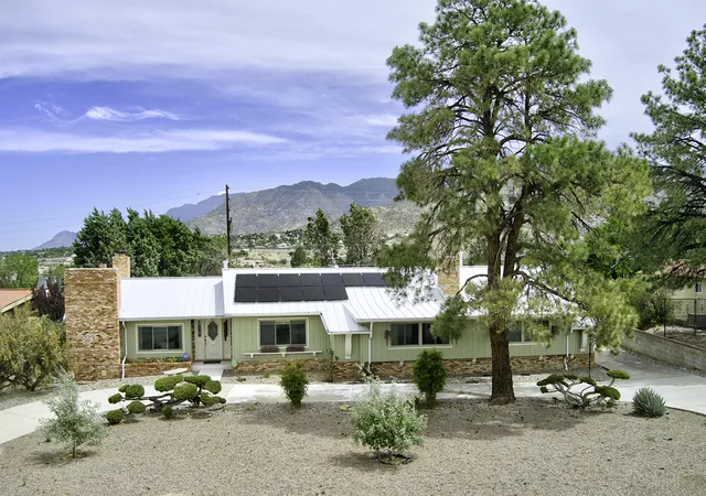 1st image of 904 Stagecoach Rd Se, Albuquerque, NM 87123 | MLS# 1104480