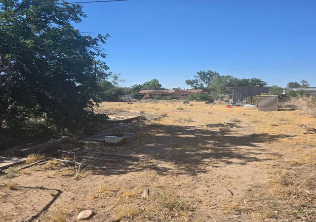 Homes for sale in Rio Communities, NM | 314 Goddard Ave, Rio Communities, NM 87002 | MLS# 1104481