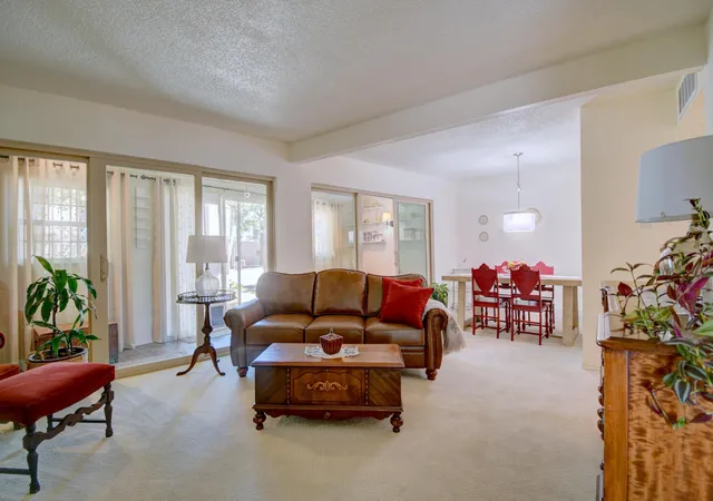 4th image of 4715 Country Club Ln Nw #APT B1, Albuquerque, NM 87114 | MLS# 1104468