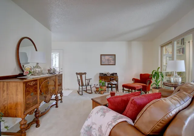 5th image of 4715 Country Club Ln Nw #APT B1, Albuquerque, NM 87114 | MLS# 1104468