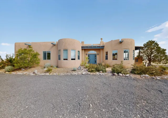 Homes for sale in Placitas, NM | 95 Overlook Dr, Placitas, NM 87043 | MLS# 1104510