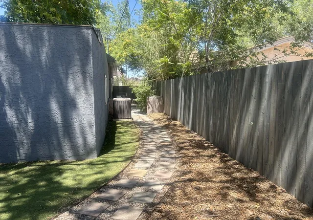 11th image of 308 Cromwell Ave Sw, Albuquerque, NM 87102 | MLS# 1104516
