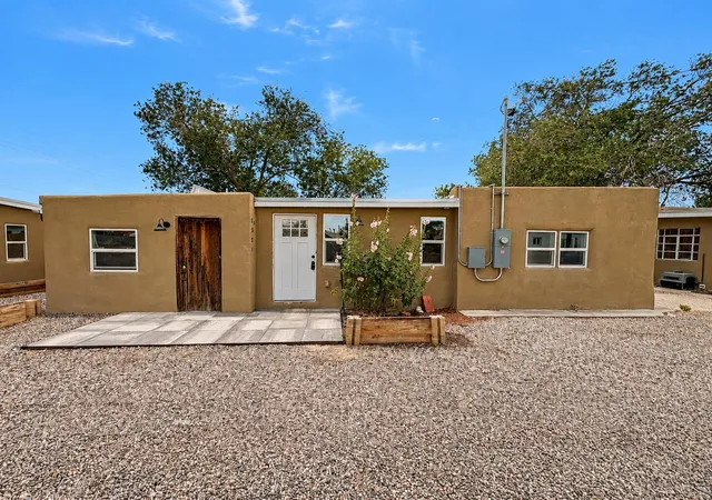 1st image of 1321 15th St Nw, Albuquerque, NM 87104 | MLS# 1104521