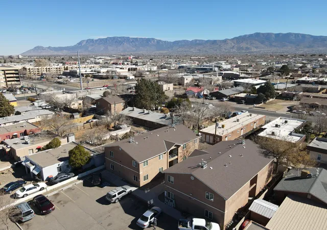 5th image of 528 Alvarado Dr Se, Albuquerque, NM 87108 | MLS# 1104528