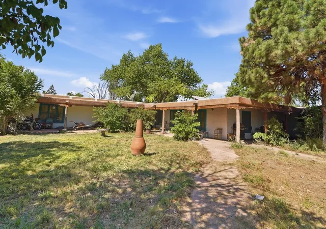 1st image of 150 Reed Ln, Corrales, NM 87048 | MLS# 1104557