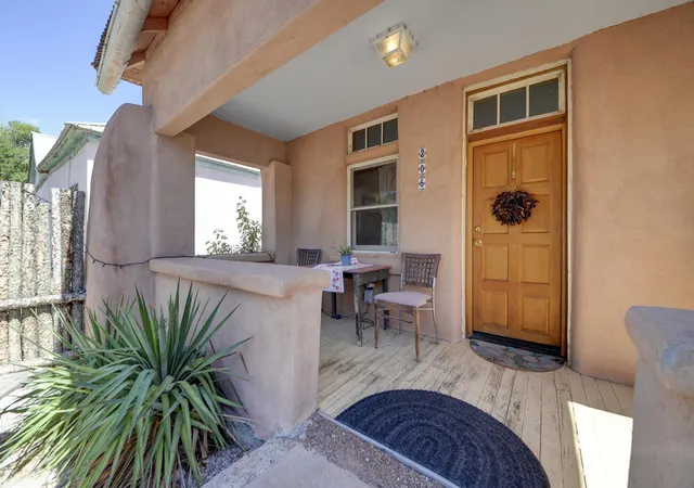 Homes for sale in Albuquerque, NM | 1913 Lomas Blvd Nw, Albuquerque, NM 87104 | MLS# 1104605