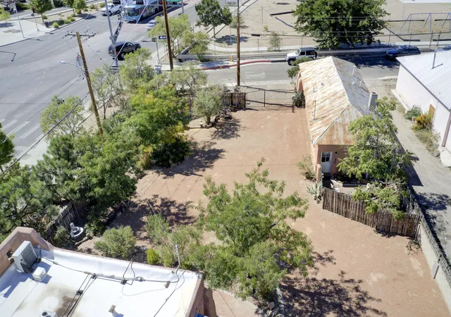 54th image of 1913 Lomas Blvd Nw, Albuquerque, NM 87104 | MLS# 1104605