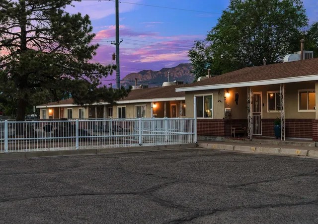 5th image of 8600 Zuni Rd Se, Albuquerque, NM 87108 | MLS# 1104629