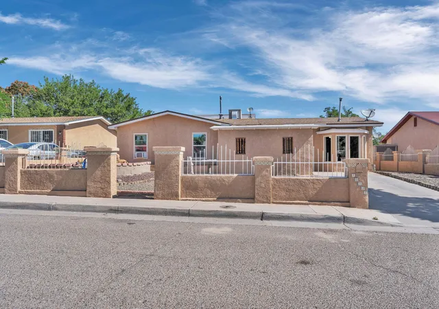 4th image of 10025 Melinda Ave Sw, Albuquerque, NM 87121 | MLS# 1104655