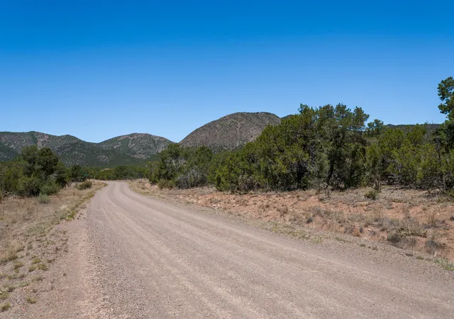 4th image of 27 Camino Monte Azul, Edgewood, NM 87015 | MLS# 1104688