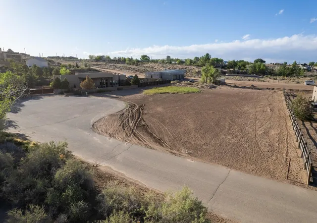 3rd image of 21 Paseo C De Baca Rd, Corrales, NM 87048 | MLS# 1104748