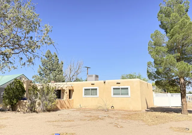 Homes for sale in Socorro, NM | 700 Liles St, Socorro, NM 87801 | MLS# 1104757