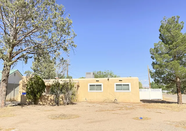 Photo 2 of Single family home for sale at 700 Liles St, Socorro, NM 87801 | MLS# 1104757 | Listing updated on 2026-08-07