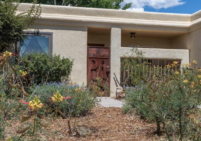 4th image of 9209 Layton Ave Ne, Albuquerque, NM 87111 | MLS# 1104813