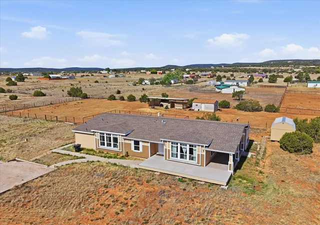3rd image of 15 Reubens Ln, Edgewood, NM 87015 | MLS# 1104869