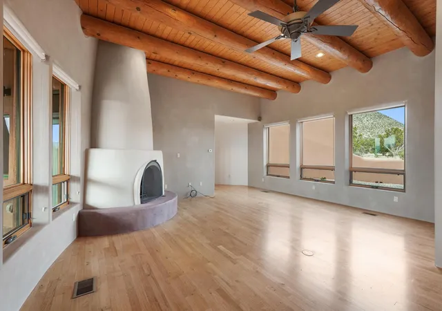 Photo 3 of Single family home for sale at 40 Kachina Trl, Mountainair, NM 87036 | MLS# 1104874 | Listing updated on 2026-07-21