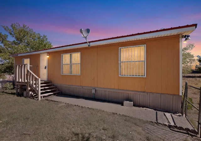 1st image of 1 Santa Monica Ave, Los Lunas, NM 87031 | MLS# 1104877
