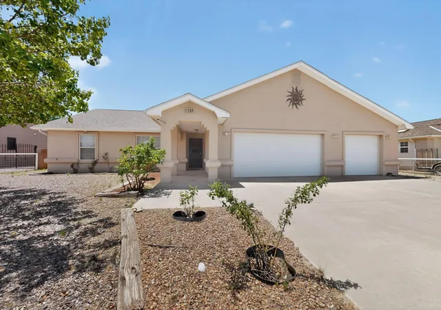 Homes for sale in Rio Communities, NM | 122 San Lucas Ave, Rio Communities, NM 87002 | MLS# 1104888