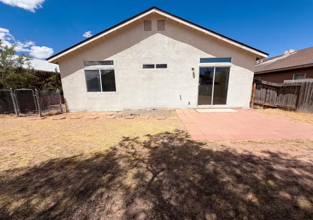 5th image of 6948 Angela Dr Ne, Rio Rancho, NM 87144 | MLS# 1104909