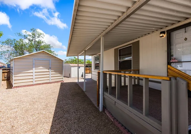 Photo 3 of Manufactured home for sale at 400 Del Rey Ct SE, Rio Rancho, NM 87124 | MLS# 1104918 | Listing updated on 2026-08-25