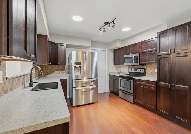 Photo 3 of Sale Pending at 606 Grace St Ne, Albuquerque, NM 87123 | MLS# 1104990 | Listing updated on 2026-08-29