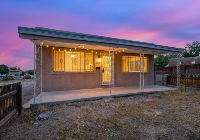 Photo 1 of Single family home for sale at 2905 Burton Ave Se, Albuquerque, NM 87106 | MLS# 1105046 | Listing updated on 2026-08-04
