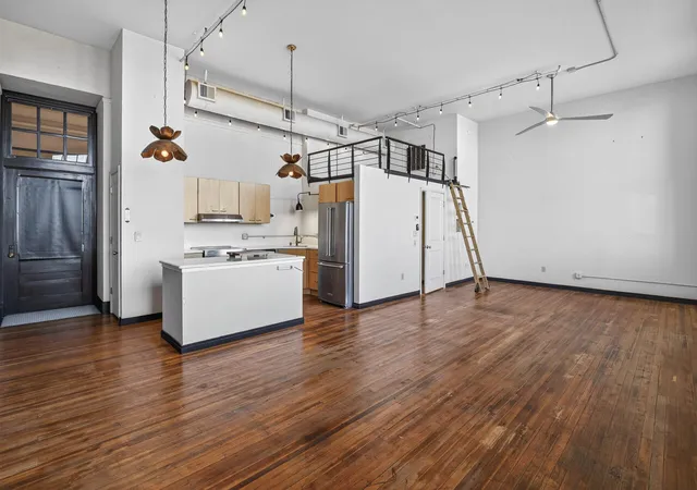 Photo 3 of Condo for sale at 301 Central Ave NE #302, Albuquerque, NM 87102 | MLS# 1105048 | Listing updated on 2026-08-24