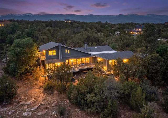 Photo 1 of Single family home for sale at 26 Sierra Vista Dr, Cedar Crest, NM 87008 | MLS# 1105090 | Listing updated on 2026-08-21