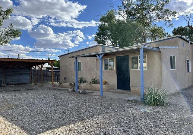 Homes for sale in Belen, NM | 607 1/2 Baca Ave, Belen, NM 87002 | MLS# 1105108