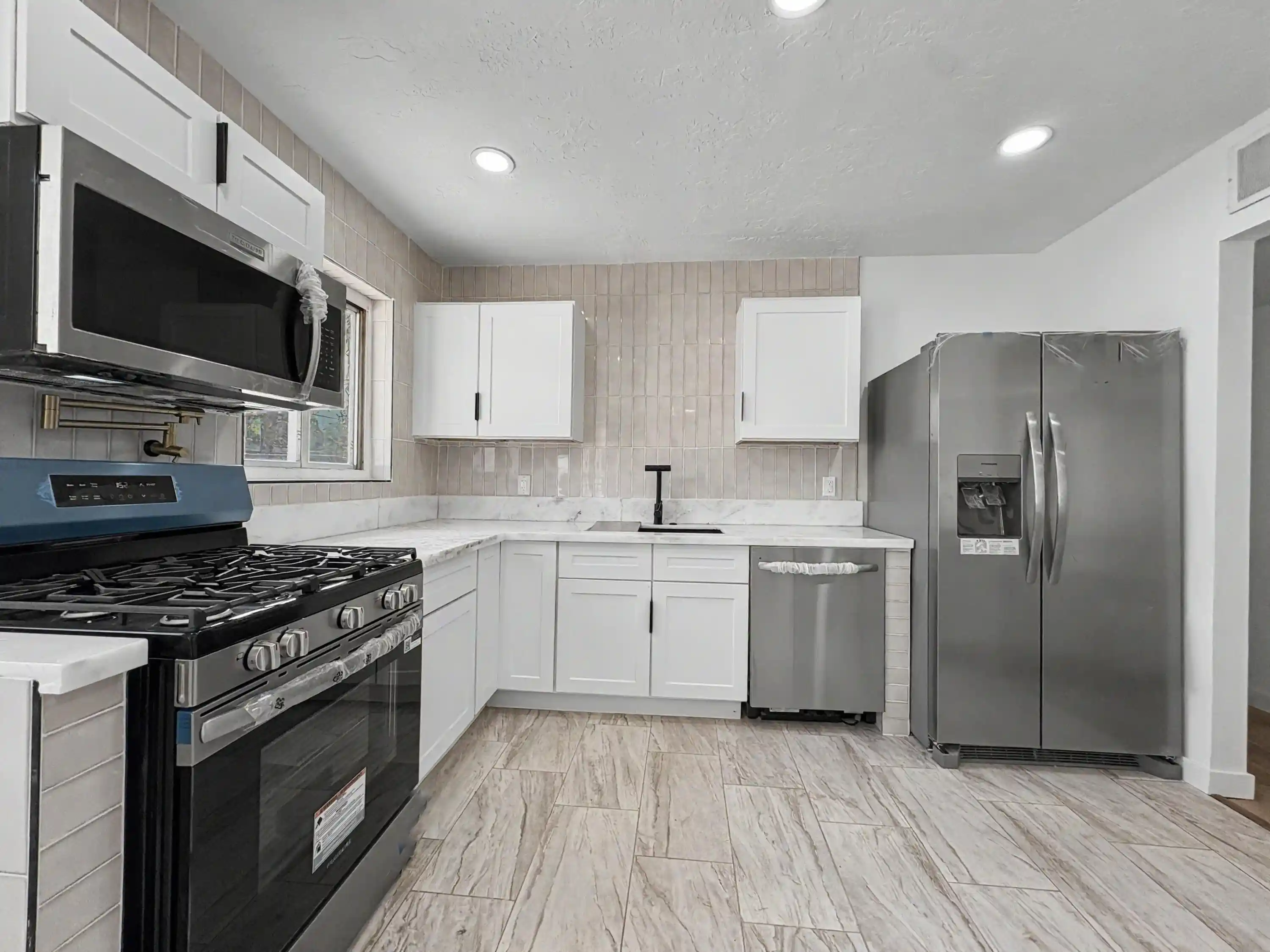 Photo 1 of Single family home for sale at 5606 Hannett Ave Ne, Albuquerque, NM 87110 | MLS# 1105112 | Listing updated on 2026-10-21