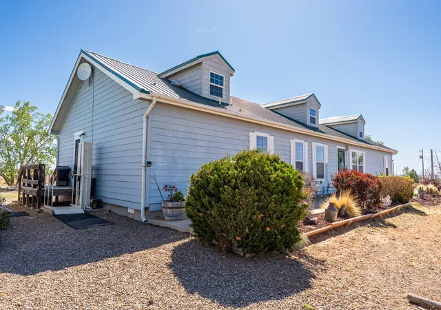 Photo 3 of Single family home for sale at 38 Stallion Rd, Stanley, NM 87056 | MLS# 1105116 | Listing updated on 2026-08-02