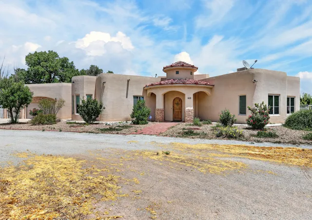 Photo 3 of Single family home for sale at 4659 Franklin Rd, Los Lunas, NM 87031 | MLS# 1105118 | Listing updated on 2026-07-21