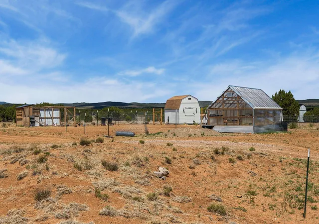Photo 3 of Single family home for sale at 168 Lesperance Rd, Estancia, NM 87016 | MLS# 1105129 | Listing updated on 2026-08-15