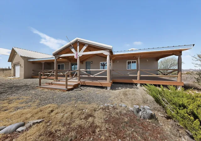 3rd image of 5 Wide View Ln, Santa Fe, NM 87508 | MLS# 1105201