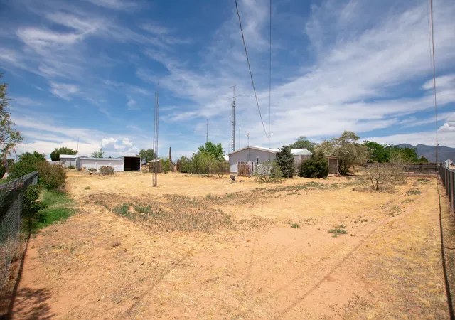 Homes for sale in Los Lunas, NM | 28 Valencia Dr, Los Lunas, NM 87031 | MLS# 1105203