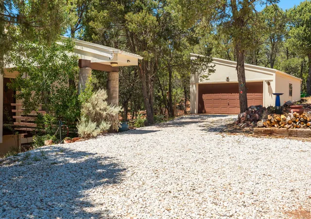 Homes for sale in Sandia Park, NM | 36 Sandia Park Ln, Sandia Park, NM 87047 | MLS# 1105216