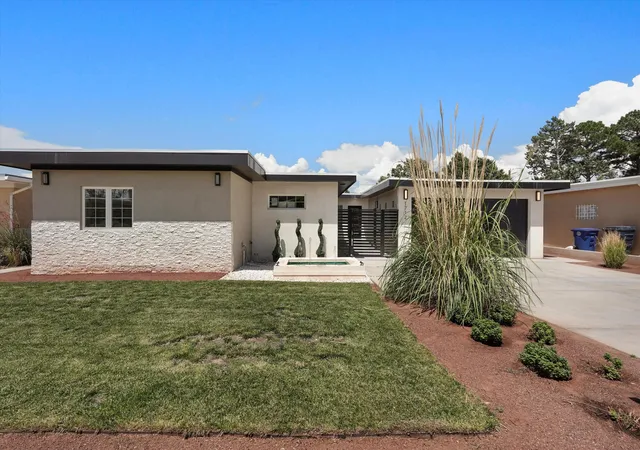 Photo 2 of Sale Pending at 1712 Morningrise Pl Se, Albuquerque, NM 87108 | MLS# 1105225 | Listing updated on 2026-08-27