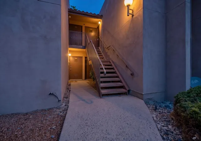 28th image of 921 Country Club Dr Se #APT G, Rio Rancho, NM 87124 | MLS# 1105249
