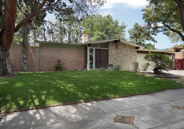 Homes for sale in Albuquerque, NM | 11501 Golden Gate Ave Ne, Albuquerque, NM 87111 | MLS# 1105273