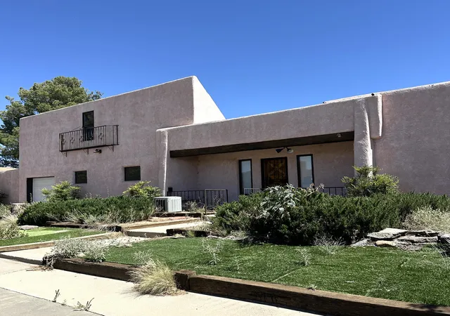 2nd image of 621 N Palmer Ln Ne, Rio Communities, NM 87002 | MLS# 1105280
