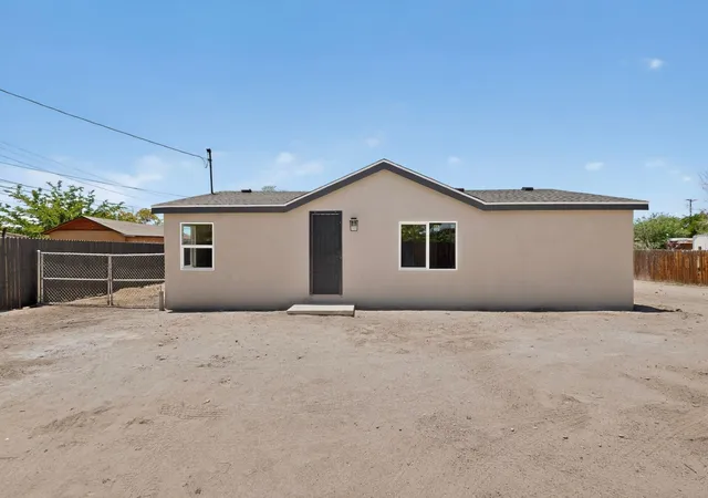 2nd image of 1605 Jesus St Se, Albuquerque, NM 87102 | MLS# 1105313