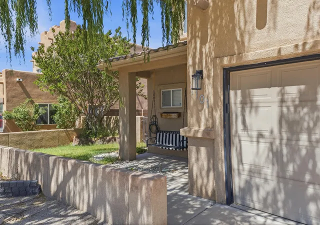 Photo 3 of Single family home for sale at 1101 Casa Maria Rd Ne, Albuquerque, NM 87113 | MLS# 1105316 | Listing updated on 2026-07-21