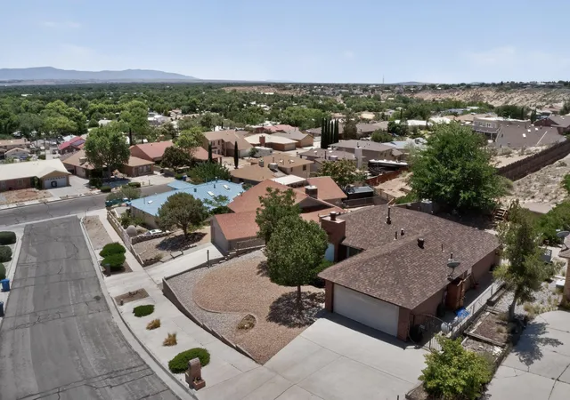 Photo 4 of Single family home for sale at 5104 La Subida St Nw, Albuquerque, NM 87105 | MLS# 1105326 | Listing updated on 2026-08-25