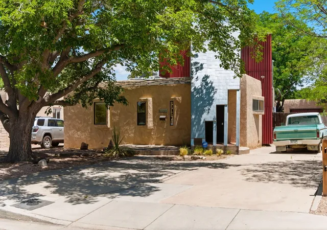 Photo 1 of Single family home for sale at 420 Aliso Dr Ne, Albuquerque, NM 87108 | MLS# 1105327 | Listing updated on 2026-08-04