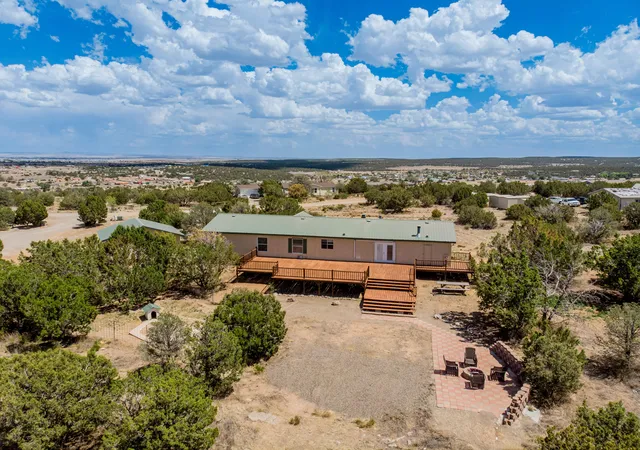 3rd image of 18 Barbara Ln, Edgewood, NM 87015 | MLS# 1105375