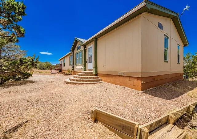 4th image of 18 Barbara Ln, Edgewood, NM 87015 | MLS# 1105375