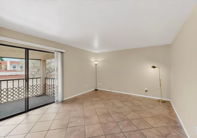 Homes for sale in Rio Rancho, NM | 921 Country Club Dr Se #APT J, Rio Rancho, NM 87124 | MLS# 1105379
