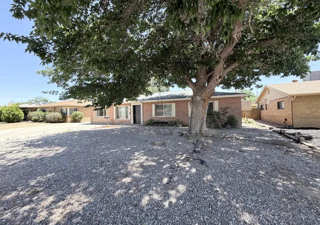 Photo 1 of Single family home for sale at 2002 Utah St Ne, Albuquerque, NM 87110 | MLS# 1105380 | Listing updated on 2026-08-26