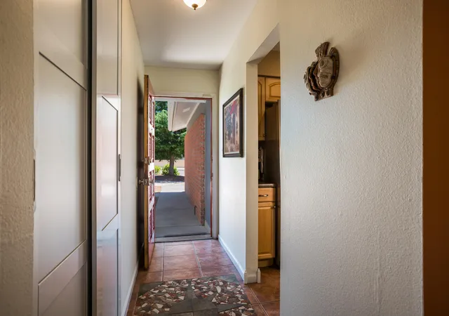 Photo 4 of Single family home for sale at 10405 Mazatlan Dr NE, Albuquerque, NM 87111 | MLS# 1105385 | Listing updated on 2026-08-28