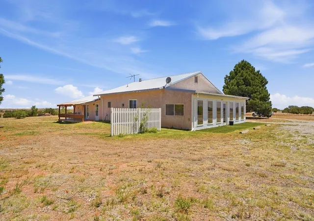 Photo 4 of Townhouse for sale at 636 N Cedardale Ave, Mountainair, NM 87036 | MLS# 1105411 | Listing updated on 2026-07-21